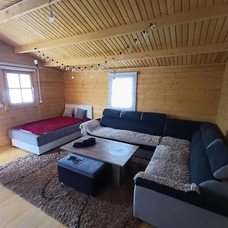 Nyaraló Vikendica Ajlin