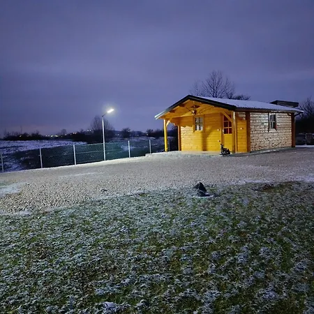 Vakantiehuis Vikendica Ajlin *