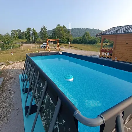Vikendica Ajlin Vakantiehuis Bihać